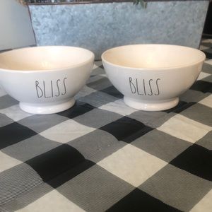 Rae Dunn bowls